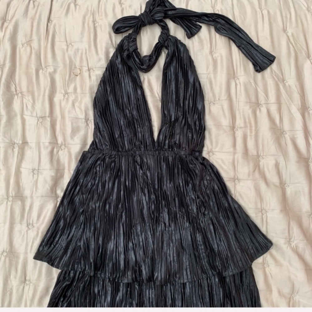 Nasty Gal Lioness Midnight Halter Pleated Maxi - Picture 4 of 6